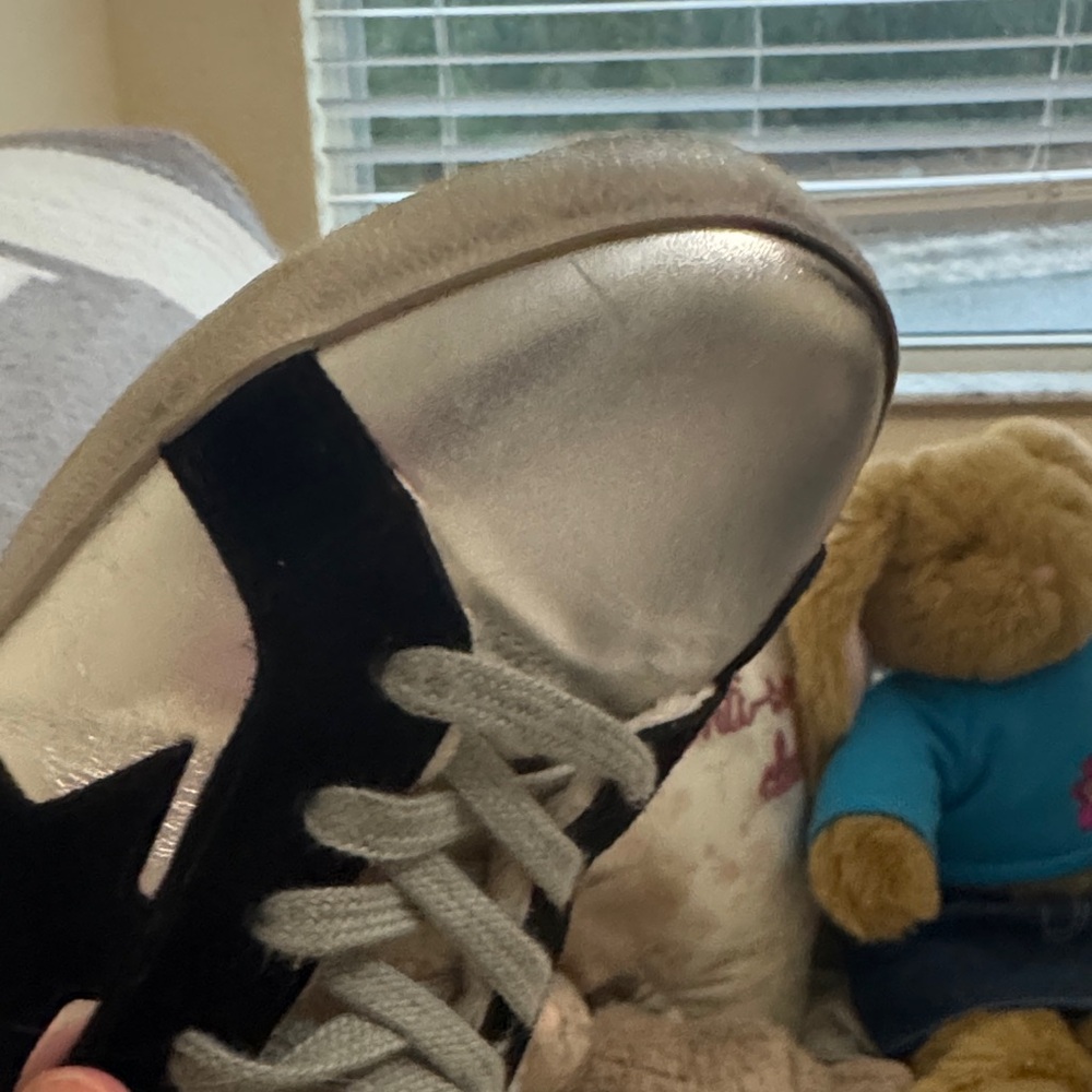 Golden Goose Sneakers - Picture 10 of 10